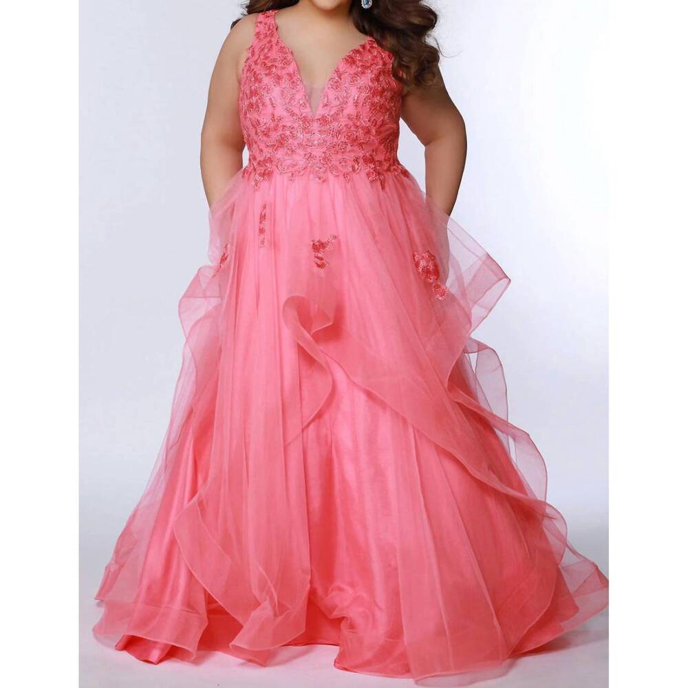 NEW SYDNEY'S CLOSET head in the clouds gown - plus in coral